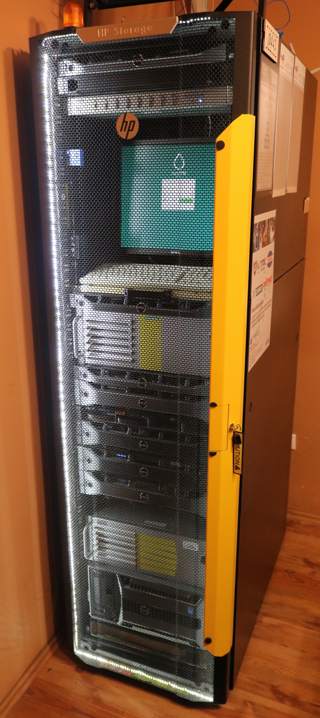 Server Rack 1